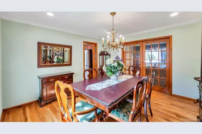 64 Muttontown Eastwoods Road, Syosset, NY 11791 - Photo 12