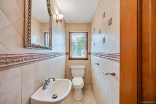 64 Muttontown Eastwoods Rd, Syosset, NY 11791 - Photo 26