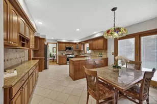 64 Muttontown Eastwoods Rd, Syosset, NY 11791 - Photo 12