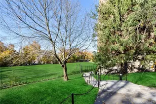 55 McKinley Ave, White Plains, NY 10606 - Photo 10