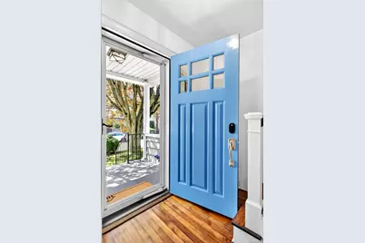 17 Neulist Avenue, Port Washington, NY 11050 - Photo 4