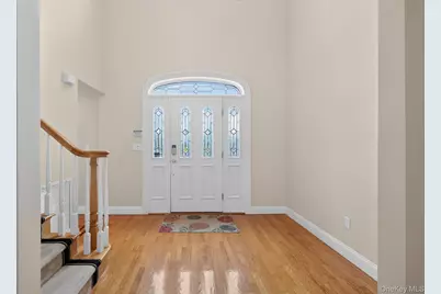 16 E Slope Road, Bayville, NY 11709 - Photo 6