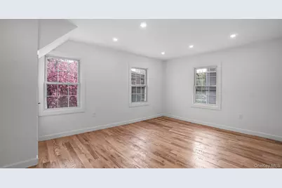 219 E 238th Street, Bronx, NY 10470 - Photo 10