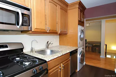 129 Fifteenth Street #B2, Garden City, NY 11530 - Photo 4