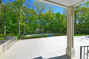 20 Knollwood Rd, Brookville, NY 11545 - Photo 42