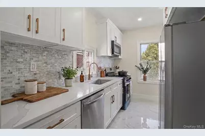 2716 Gunther Avenue, Bronx, NY 10469 - Photo 4