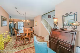 31 Stonegate Dr, New York, NY 10304 - Photo 4