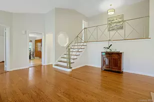 156 Rock Creek Ln, Scarsdale, NY 10583 - Photo 4