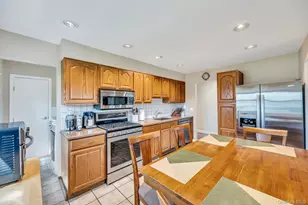 56 Pamlico Ave, Ronkonkoma, NY 11779 - Photo 14