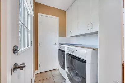 56 Pamlico Avenue, Ronkonkoma, NY 11779 - Photo 16