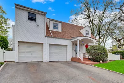 451 N Grove Street, Valley Stream, NY 11580 - Photo 4