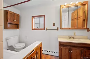 35 Fallkill Ave, Poughkeepsie, NY 12601 - Photo 12