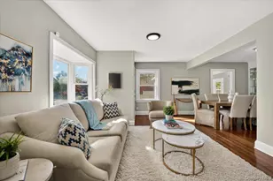 59 Broadfield Rd, Hempstead, NY 11550 - Photo 4