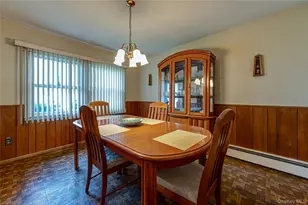 17 Wentworth Dr, Dix Hills, NY 11746 - Photo 12