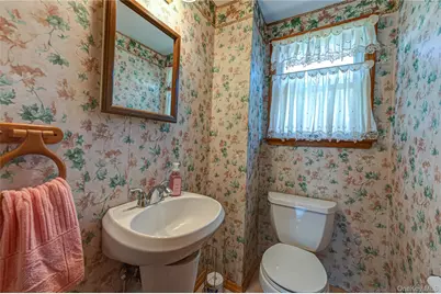 17 Wentworth Drive, Dix Hills, NY 11746 - Photo 18