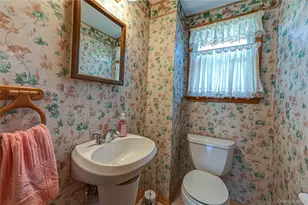 17 Wentworth Dr, Dix Hills, NY 11746 - Photo 18