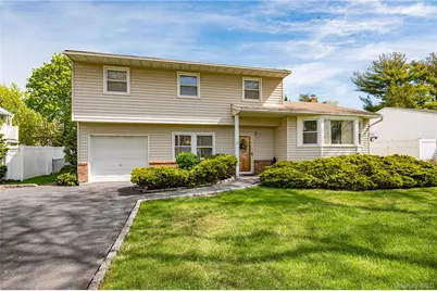 17 Wentworth Drive, Dix Hills, NY 11746 - Photo 1