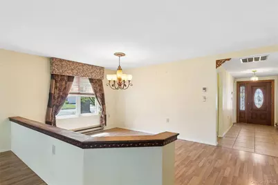 8 Coventry Court, Ridge, NY 11961 - Photo 12