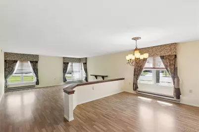 8 Coventry Court, Ridge, NY 11961 - Photo 10