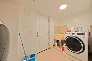 13-22 123rd St, College Point, NY 11356 - Photo 16