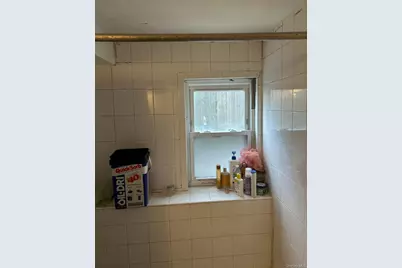 229 Sylvester Streets, Westbury, NY 11590 - Photo 8
