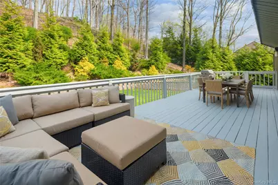 25 Pheasant Run Road, Pleasantville, NY 10570 - Photo 22
