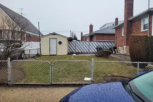97-20 158th Ave, Howard Beach, NY 11414 - Photo 36