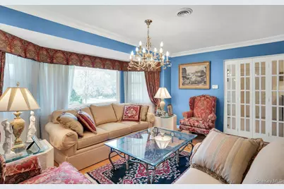 [Address not provided], Dix Hills, NY 11746 - Photo 10