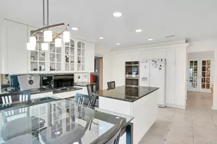 [Address not provided], Dix Hills, NY 11746 - Photo 24