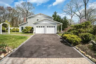 [Address not provided], Dix Hills, NY 11746 - Photo 4
