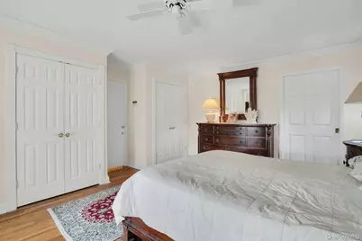 [Address not provided], Dix Hills, NY 11746 - Photo 30
