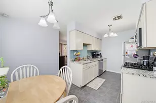 8 Laurel Ct, Highland Mills, NY 10930 - Photo 8