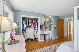 45 Woodland Dr, Smithtown, NY 11787 - Photo 32