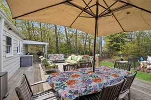 45 Woodland Dr, Smithtown, NY 11787 - Photo 48
