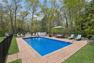 45 Woodland Dr, Smithtown, NY 11787 - Photo 40