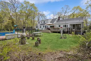 45 Woodland Dr, Smithtown, NY 11787 - Photo 46