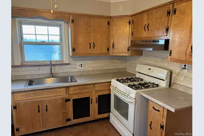 82 Putnam Avenue, Port Chester, NY 10573 - Photo 6