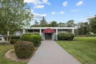 116 Village Rd, Yorktown Heights, NY 10598 - Photo 32