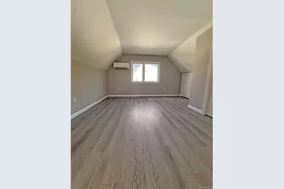 102 Mountaindale Road, Yonkers, NY 10710 - Photo 12
