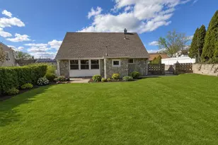 102 Mountaindale Rd, Yonkers, NY 10710 - Photo 14