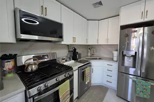 241 Country Club Ln, Pomona, NY 10970 - Photo 8