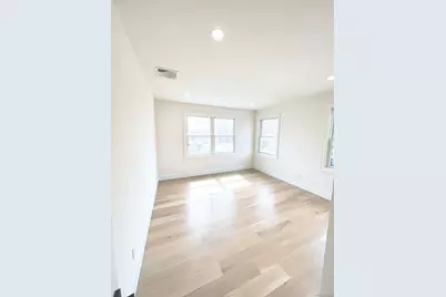 5 Baker Lane, Levittown, NY 11756 - Photo 14