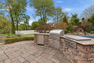 9 Sage Brush Ct, East Setauket, NY 11733 - Photo 44