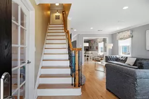 296 Euston Rd S, Garden City, NY 11530 - Photo 4