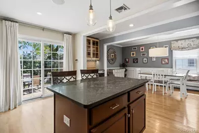 296 Euston Road S, Garden City, NY 11530 - Photo 16