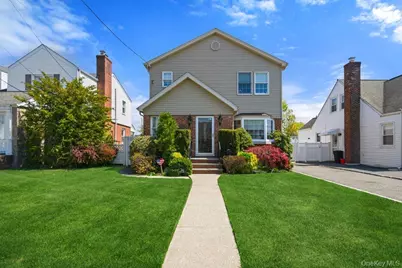 296 Euston Road S, Garden City, NY 11530 - Photo 1