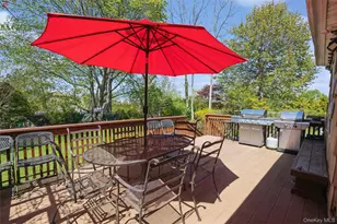 5 Highpoint Dr, Huntington, NY 11743 - Photo 12