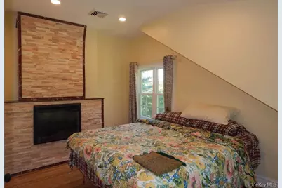9 Tower Hill Road, Shoreham, NY 11786 - Photo 14