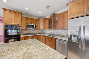 381 Altessa Blvd, Melville, NY 11747 - Photo 6