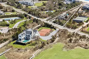 162 Dune Rd, Quogue, NY 11959 - Photo 22